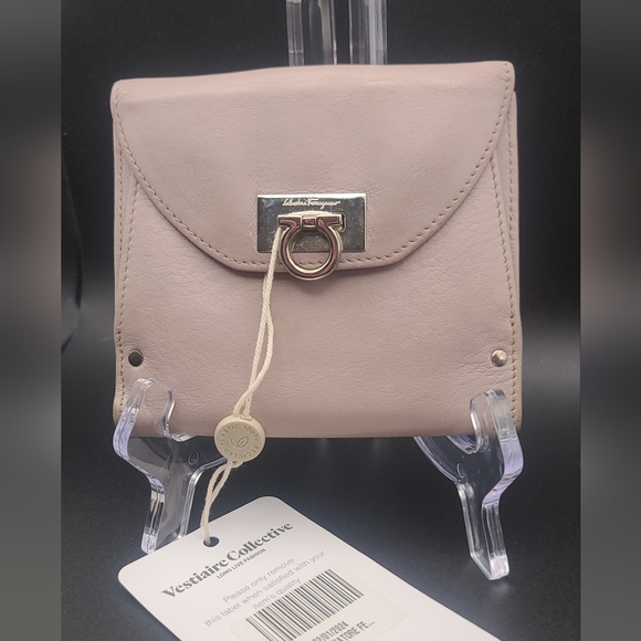 Salvatore Ferragamo wallet - Picture 3 of 17